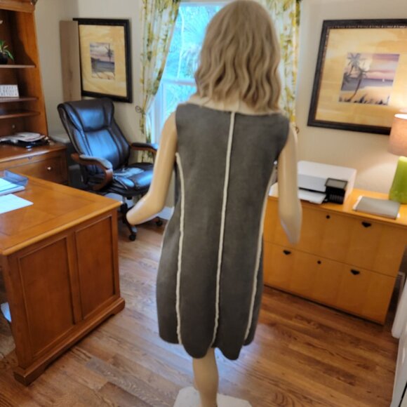 Cremieux Faux Sherpa Grey and Ivory Vest Jacket Size M Medium EXC - Picture 8 of 10